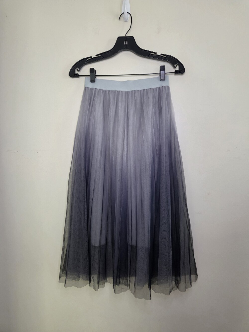 Women's Chic Wish Gray/Navy Ombre Midi Skirt Sz Small